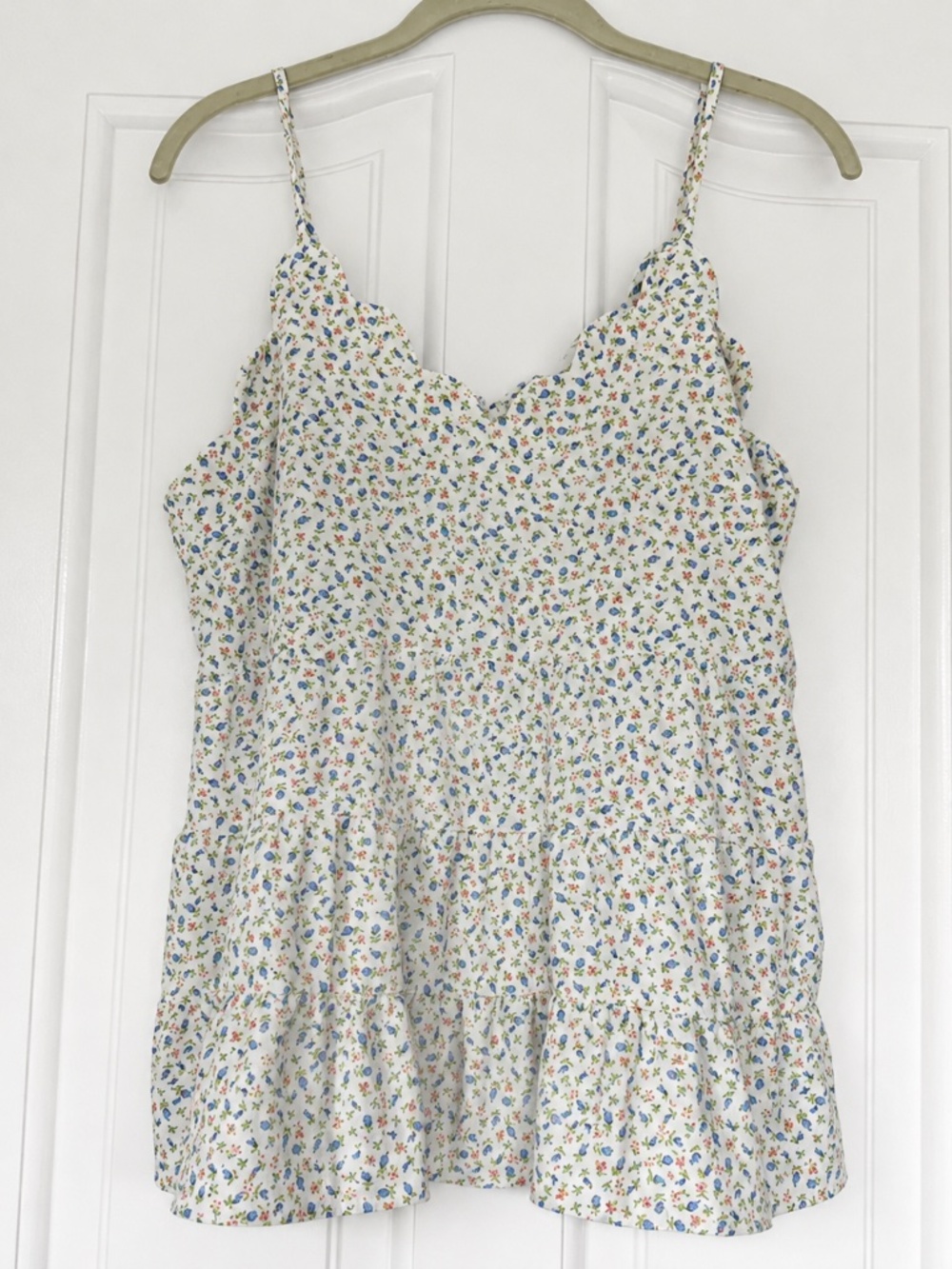 Monteau Floral Tiered Cami